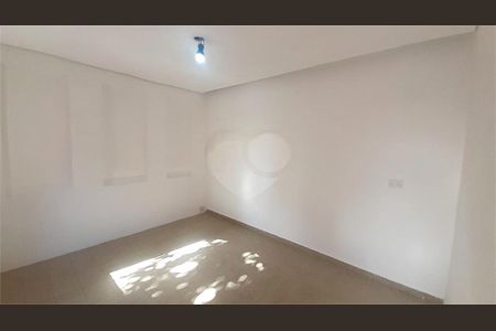 Casa à venda com 2 quartos, 212m² em Km 18, Osasco