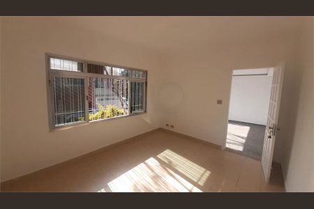 Casa à venda com 2 quartos, 212m² em Km 18, Osasco