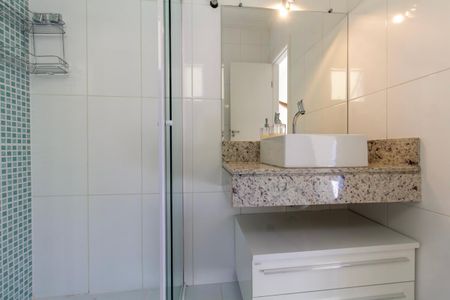 Casa à venda com 115m², 3 quartos e 2 vagasBanheiro 2