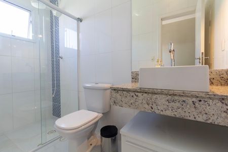 Casa à venda com 115m², 3 quartos e 2 vagasBanheiro 1