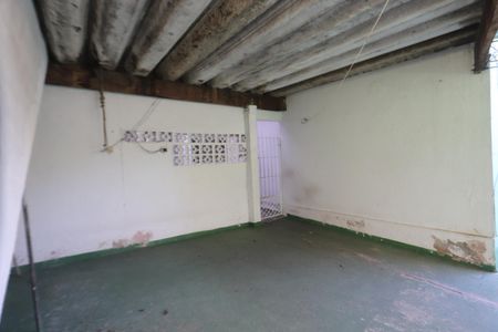 Casa à venda com 308m², 2 quartos e 3 vagasGaragem