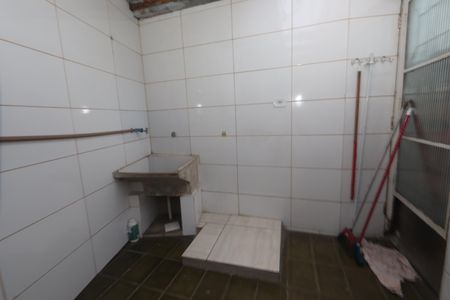 Casa à venda com 308m², 2 quartos e 3 vagasLavanderia