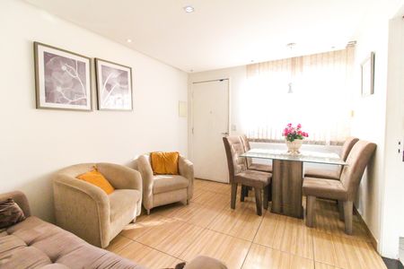 Apartamento para alugar com 42m², 2 quartos e 1 vagaSala