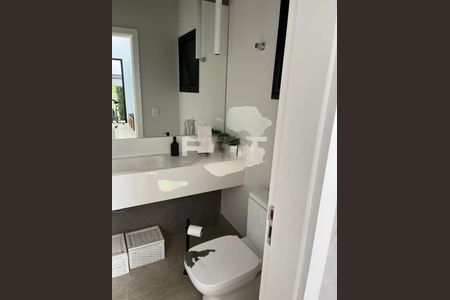 Casa à venda com 240m², 3 quartos e 4 vagas