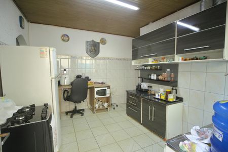 Casa para alugar com 153m², 2 quartos e 2 vagasCozinha 