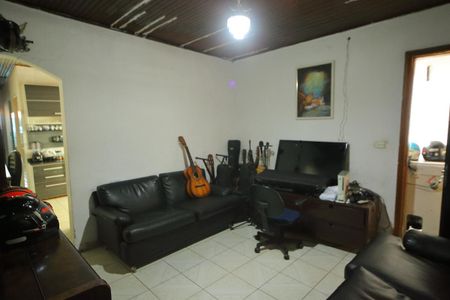Casa para alugar com 153m², 2 quartos e 2 vagasSala
