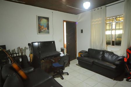 Casa para alugar com 153m², 2 quartos e 2 vagasSala