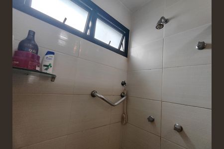 Apartamento para alugar com 214m², 3 quartos e 3 vagasBanheiro da Suíte 2