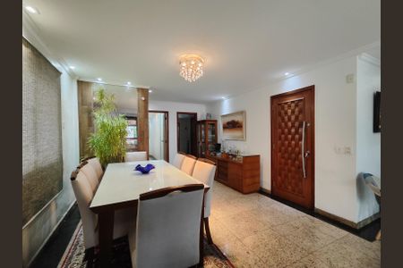 Apartamento para alugar com 214m², 3 quartos e 3 vagasSala