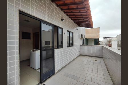 Apartamento para alugar com 214m², 3 quartos e 3 vagasVaranda (Fundos)