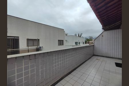Apartamento para alugar com 214m², 3 quartos e 3 vagasVaranda (Fundos)