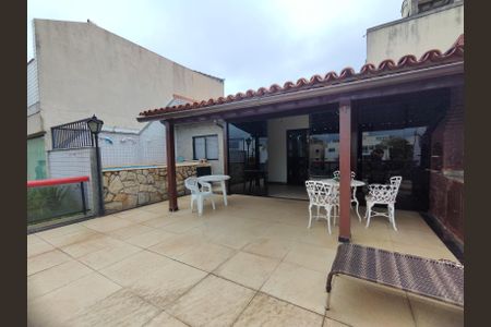 Apartamento para alugar com 214m², 3 quartos e 3 vagasVaranda