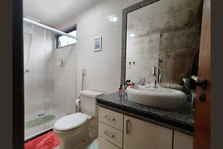 Apartamento para alugar com 214m², 3 quartos e 3 vagasBanheiro da Suíte 1
