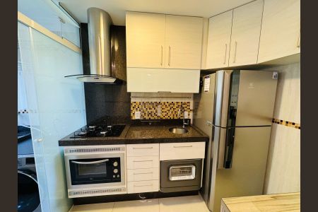 Apartamento à venda com 47m², 2 quartos e 1 vagaCozinha