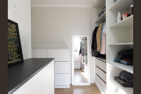 Apartamento à venda com 98m², 2 quartos e 1 vagaCloset da suíte
