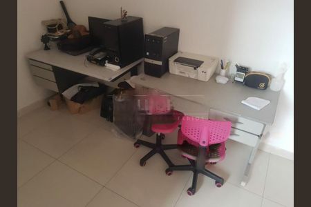 Casa à venda com 3 quartos, 110m² em Jardim das Imbuias, São Paulo
