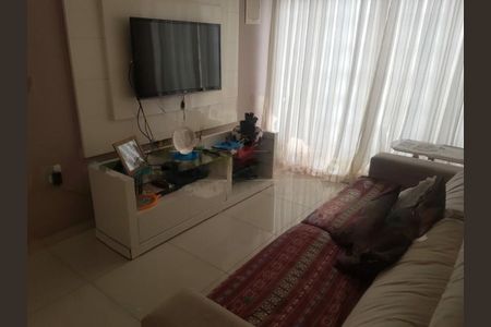 Casa à venda com 3 quartos, 110m² em Jardim das Imbuias, São Paulo