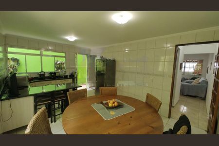 Casa à venda com 4 quartos, 170m² em Jardim dos Bichinhos, São Paulo