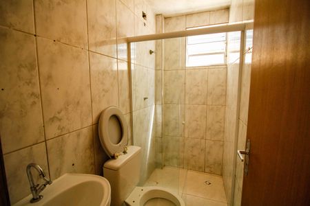 Casa de condomínio para alugar com 32m², 1 quarto e sem vagaBanheiro