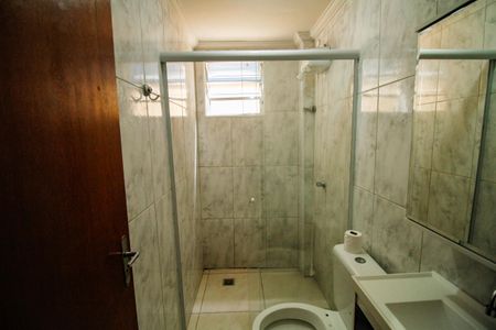 Casa de condomínio para alugar com 32m², 1 quarto e sem vagaBanheiro