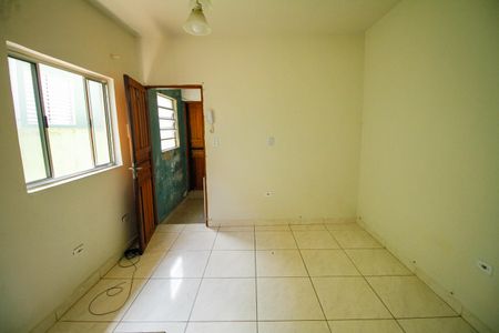 Sala de casa de condomínio para alugar com 1 quarto, 32m² em São José do Rio Preto, Praia Grande