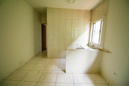 Casa de condomínio para alugar com 32m², 1 quarto e sem vagaSala