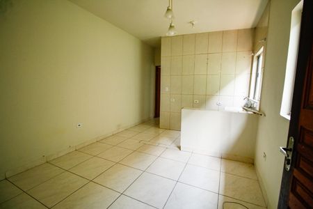 Casa de condomínio para alugar com 32m², 1 quarto e sem vagaSala