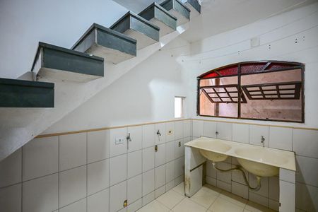 Casa para alugar com 50m², 2 quartos e sem vagaÁrea de Serviço 