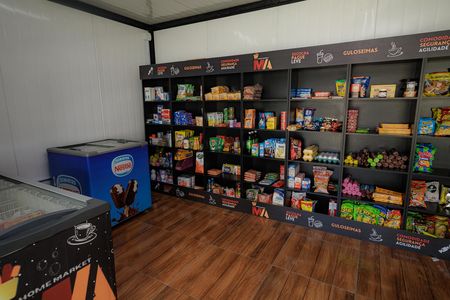 Apartamento para alugar com 42m², 2 quartos e 1 vaga Apartamento para alugar com 42m², 2 quartos e 1 vagaMercado