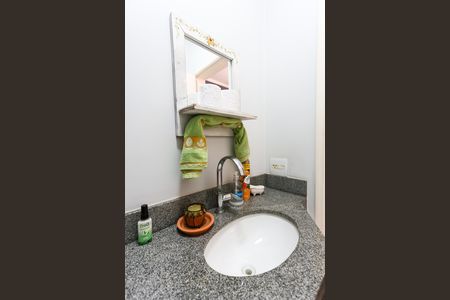 Apartamento à venda com 128m², 2 quartos e 1 vaga Apartamento à venda com 128m², 2 quartos e 1 vagalavabo cobertura