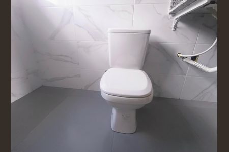 Casa à venda com 151m², 2 quartos e 4 vagasBanheiro 
