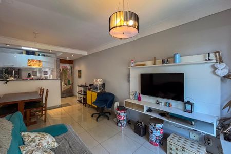 Sala de apartamento à venda com 3 quartos, 62m² em Parque Bristol, São Paulo