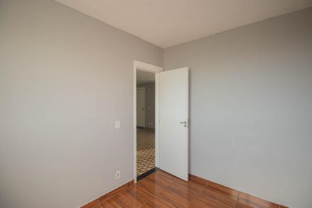 Quarto 1 de apartamento para alugar com 2 quartos, 55m² em Vista Alegre, São Gonçalo
