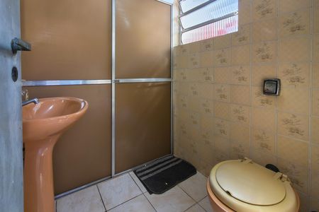 Casa para alugar com 110m², 3 quartos e 2 vagas Casa para alugar com 110m², 3 quartos e 2 vagasBanheiro de serviço