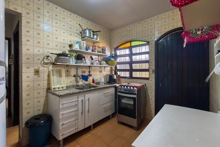 Casa para alugar com 110m², 3 quartos e 2 vagas Casa para alugar com 110m², 3 quartos e 2 vagasCozinha