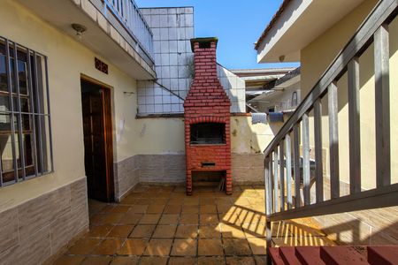 Casa para alugar com 110m², 3 quartos e 2 vagas Casa para alugar com 110m², 3 quartos e 2 vagasQuintal