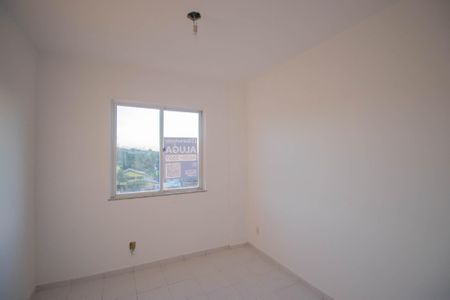 Quarto 2 de apartamento para alugar com 2 quartos, 55m² em Laranjal, São Gonçalo
