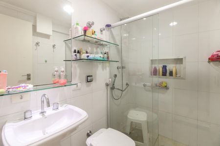 Apartamento à venda com 89m², 3 quartos e 2 vagasBanheiro Social 