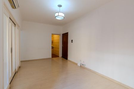 Sala de apartamento para alugar com 2 quartos, 72m² em Centro Histórico, Porto Alegre