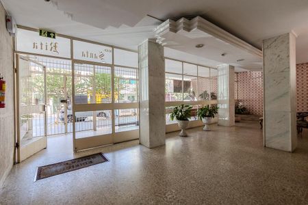 Apartamento para alugar com 72m², 2 quartos e 1 vagaHall social