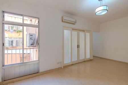 Sala de apartamento para alugar com 2 quartos, 72m² em Centro Histórico, Porto Alegre
