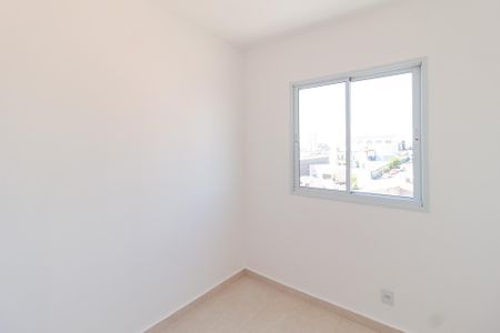 Quarto 1 de apartamento para alugar com 2 quartos, 35m² em Vila Sul Americana, Carapicuíba