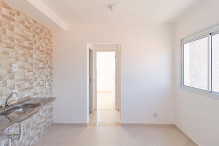 Apartamento para alugar com 35m², 2 quartos e 1 vagaSala e cozinha