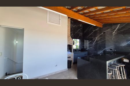 Casa à venda com 115m², 2 quartos e 2 vagas Casa à venda com 115m², 2 quartos e 2 vagasCobertura