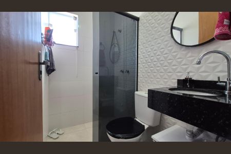 Casa à venda com 115m², 2 quartos e 2 vagas Casa à venda com 115m², 2 quartos e 2 vagasBanheiro da suíte 2
