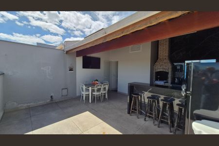 Casa à venda com 115m², 2 quartos e 2 vagas Casa à venda com 115m², 2 quartos e 2 vagasCobertura