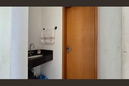 Casa à venda com 115m², 2 quartos e 2 vagas Casa à venda com 115m², 2 quartos e 2 vagasLavabo