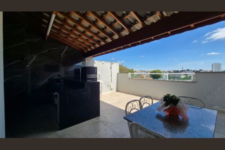 Casa à venda com 115m², 2 quartos e 2 vagas Casa à venda com 115m², 2 quartos e 2 vagasCobertura
