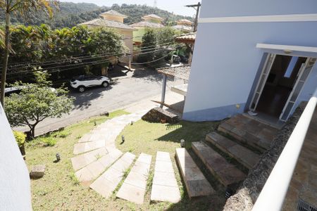 Casa de condomínio para alugar com 250m², 4 quartos e 3 vagasEntrada 