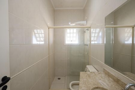 Casa de condomínio para alugar com 250m², 4 quartos e 3 vagasBanheiro 3 